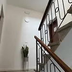 شقة Cecilia